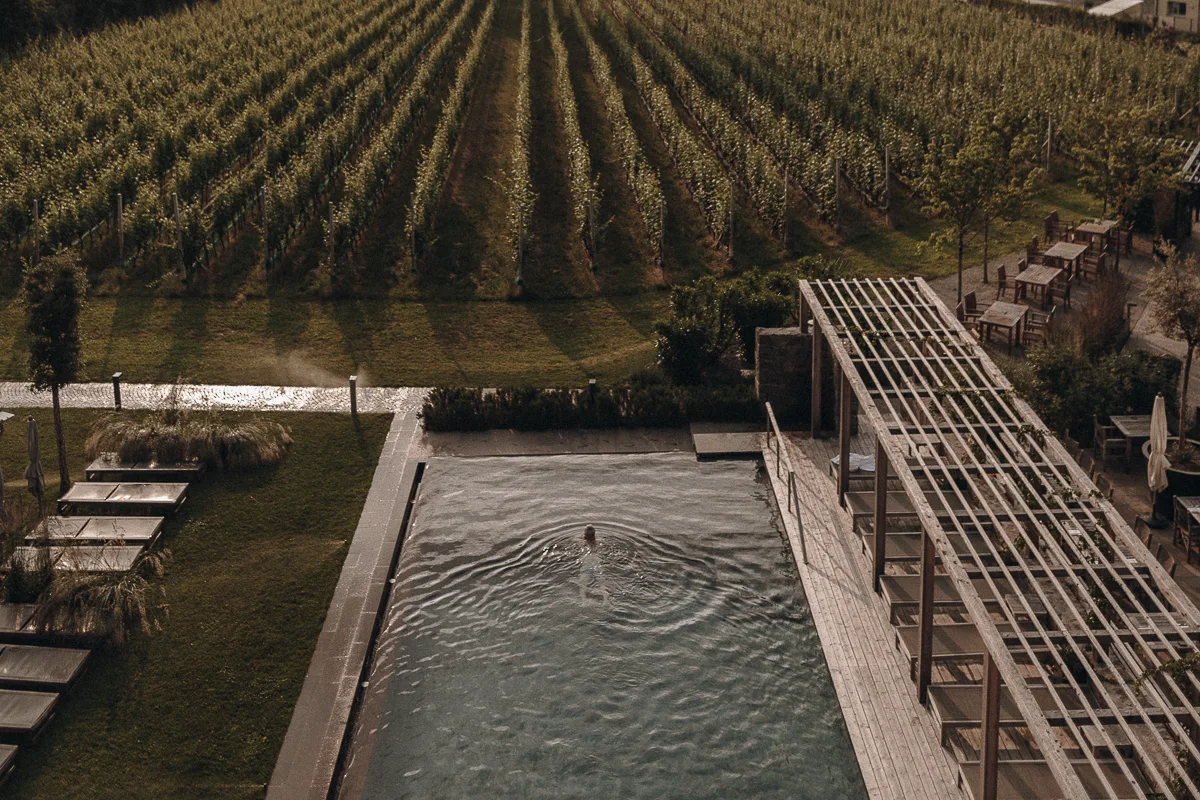 OS Yogahotel Schwarzschmied suedtirol 1079 q